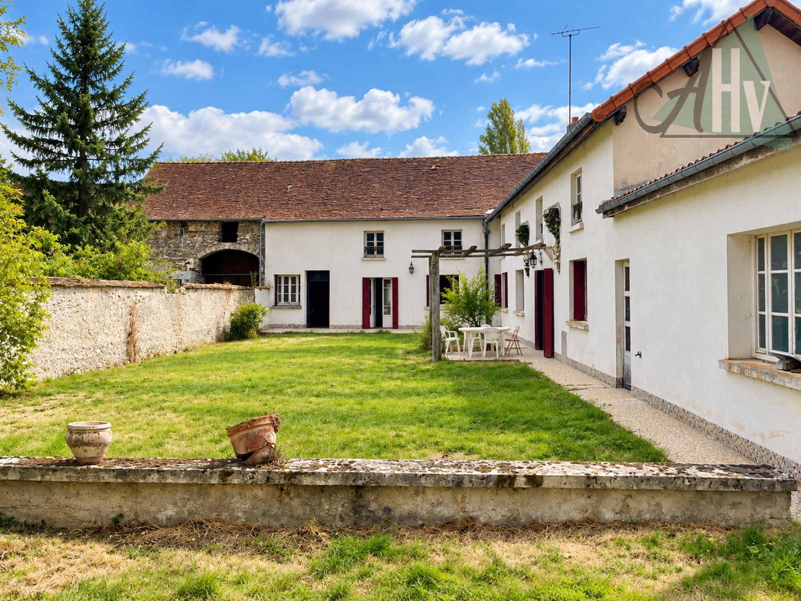 Maison 6 pièces 257 m² · à Bannost-Villegagnon · 256,5 m² · 269 000 €