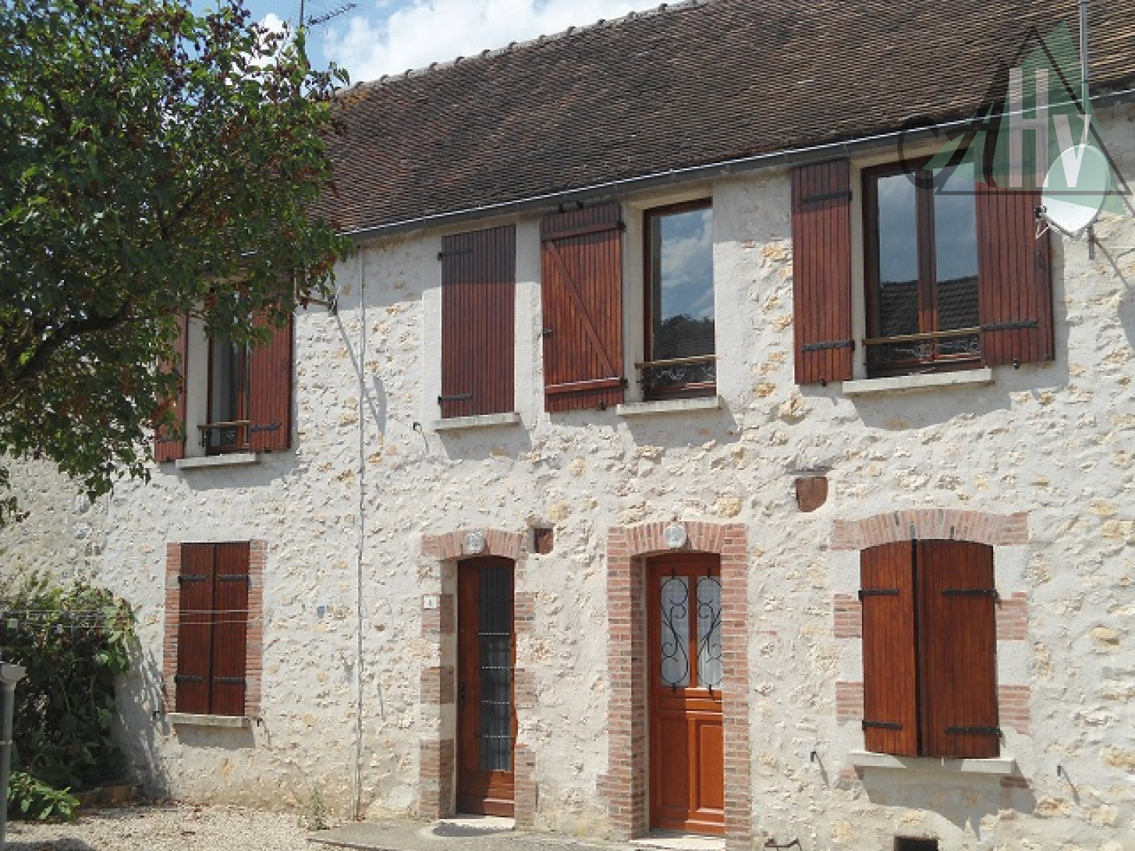 Image_1, Immeuble, Sainte-Colombe, ref :1227